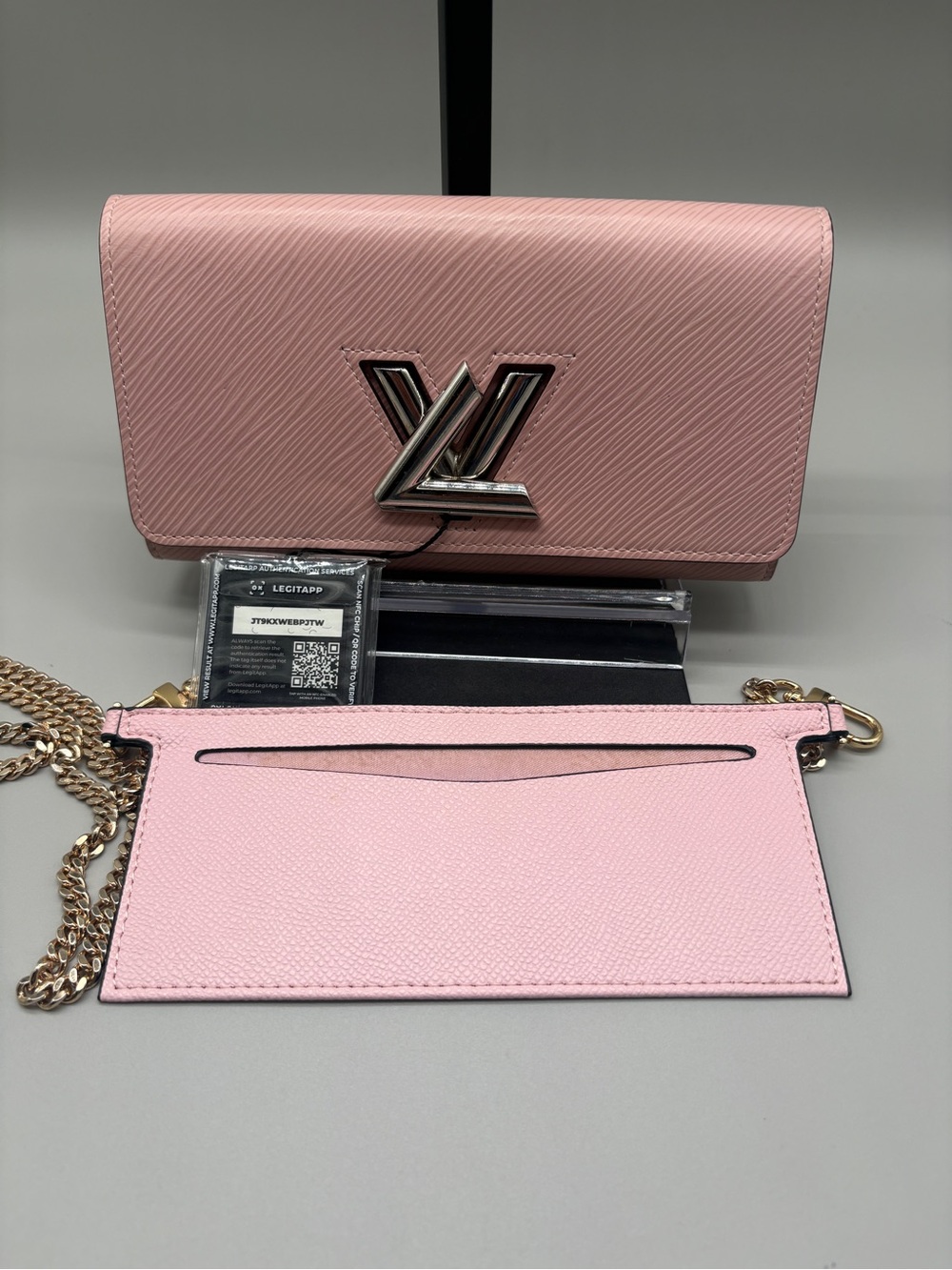 Louis Vuitton Twist Wallet Pink Epi Leather w/ Replacement Chain” - Picture 3 of 14